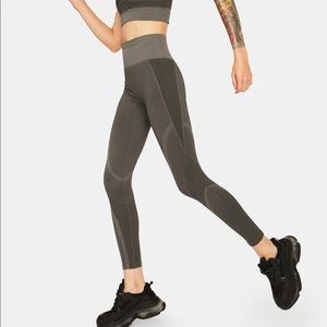 Mono B take a breather High Wasted Leggings